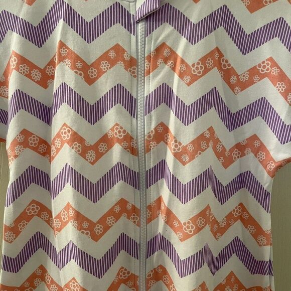 Revelae Cozy Baby Sleeper Swaddle Wearable Blanket Chevron Size 3-9M - Picture 4 of 10